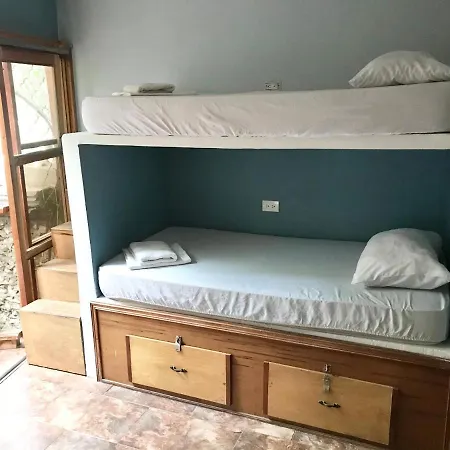 Casa Mamá Waldy New Hostal *