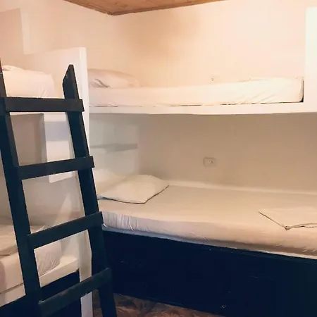 Casa Mamá Waldy New Hostal *